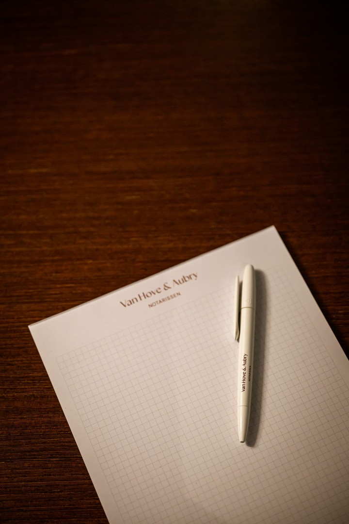 Van Hove & Aubry mockup