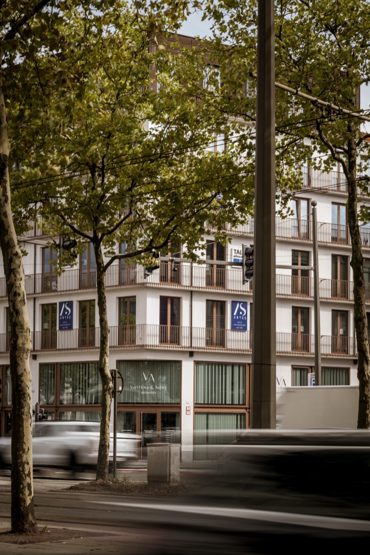 Van Hove & Aubry mockup