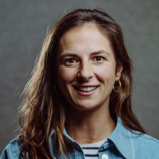 Evelyne De Clercq - Office & Account Manager Evelyne De Clercq - Office & Account Manager